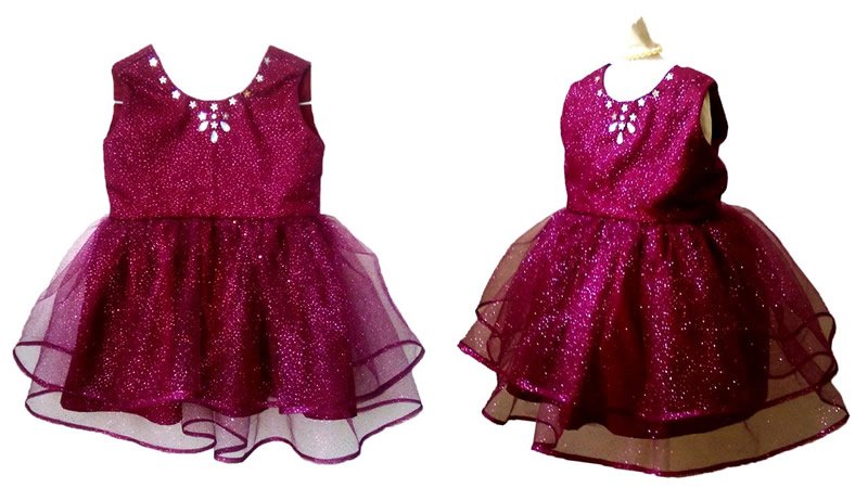 Vestido infantil con falda de tul 